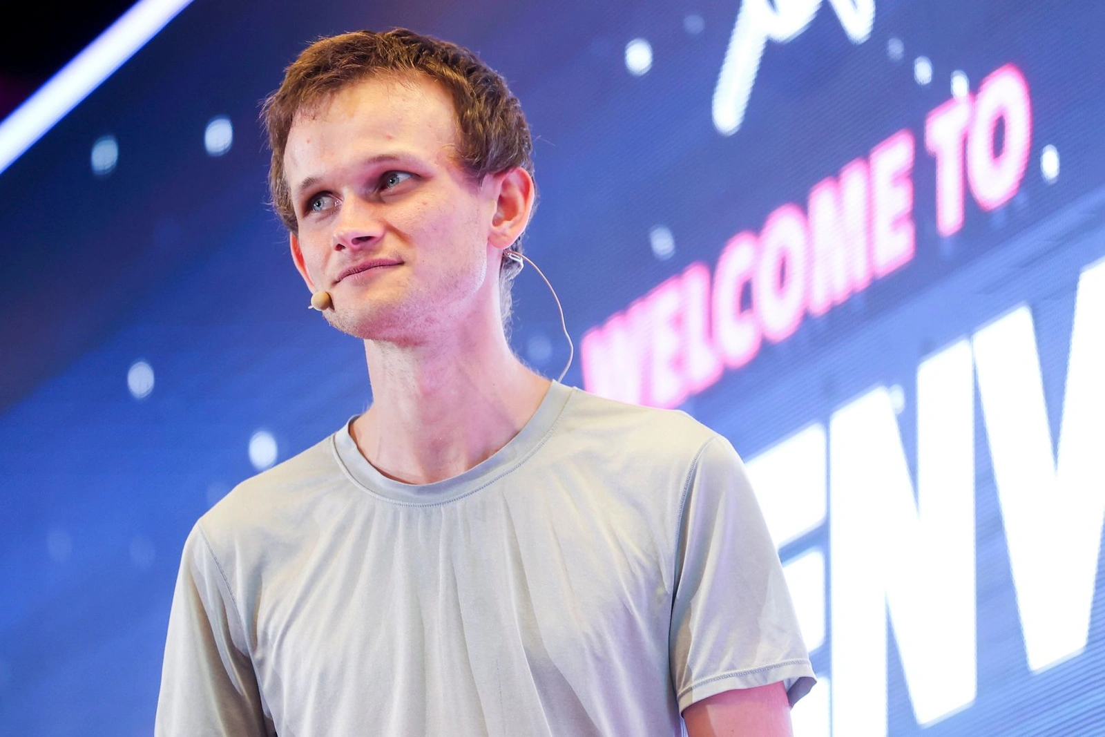 Vitalik Buterin proposed a new DeFi safety mechanism to prevent cascading liquidations during market crashes.