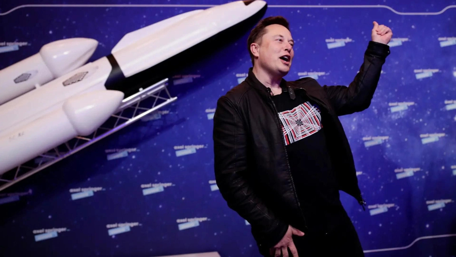 Major crypto exchanges canceled SpaceX IPO token allocations, promising refunds to users.